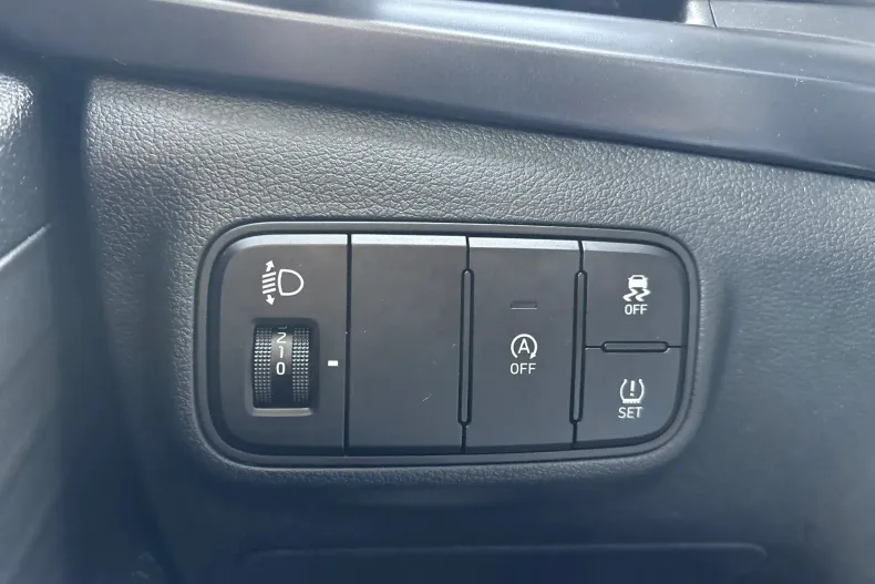 Hyundai BAYON din 2022 cu 88.440 km - oferta HYU154048 - foto 18