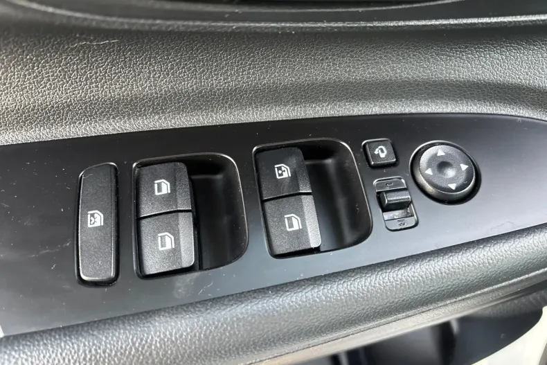 Hyundai BAYON din 2022 cu 88.440 km - oferta HYU154048 - foto 26