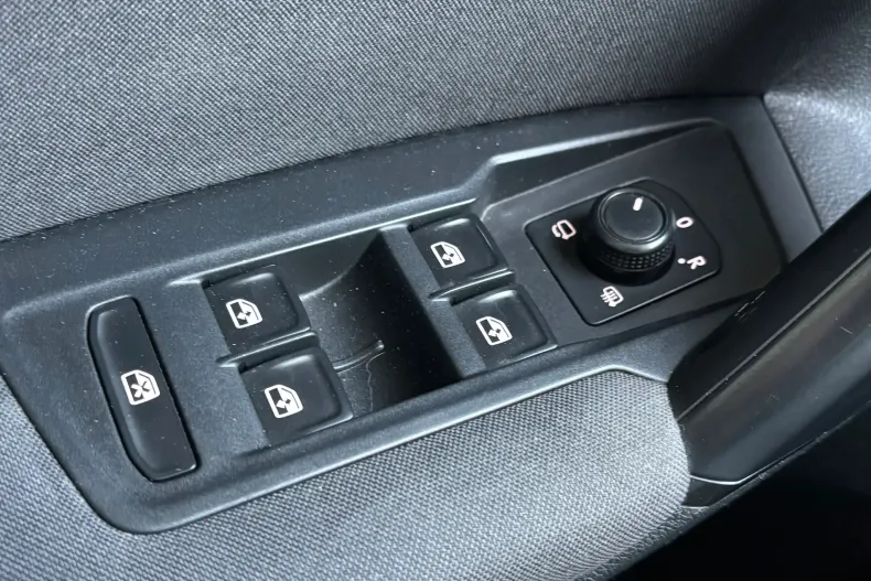 Volkswagen Tiguan din 2019 cu 140.000 km - oferta VOL154050 - foto 24