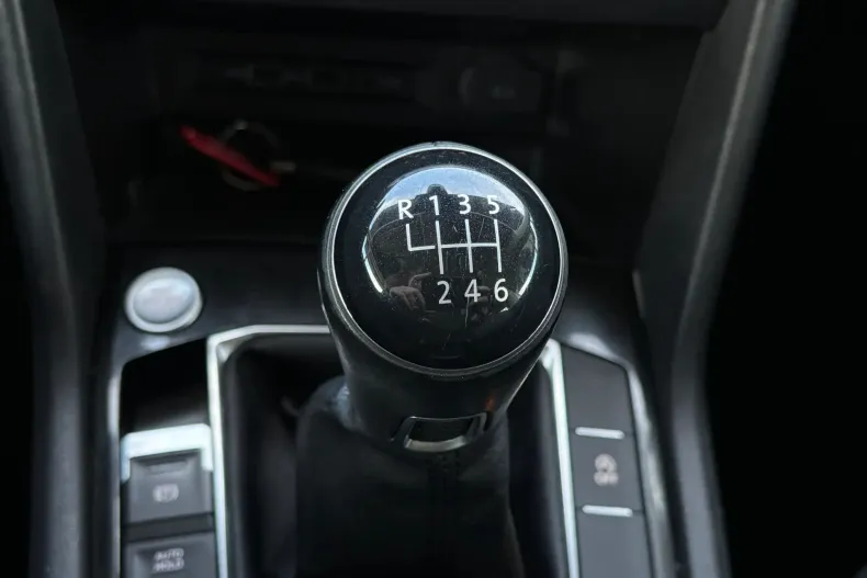 Volkswagen Tiguan din 2019 cu 140.000 km - oferta VOL154050 - foto 29