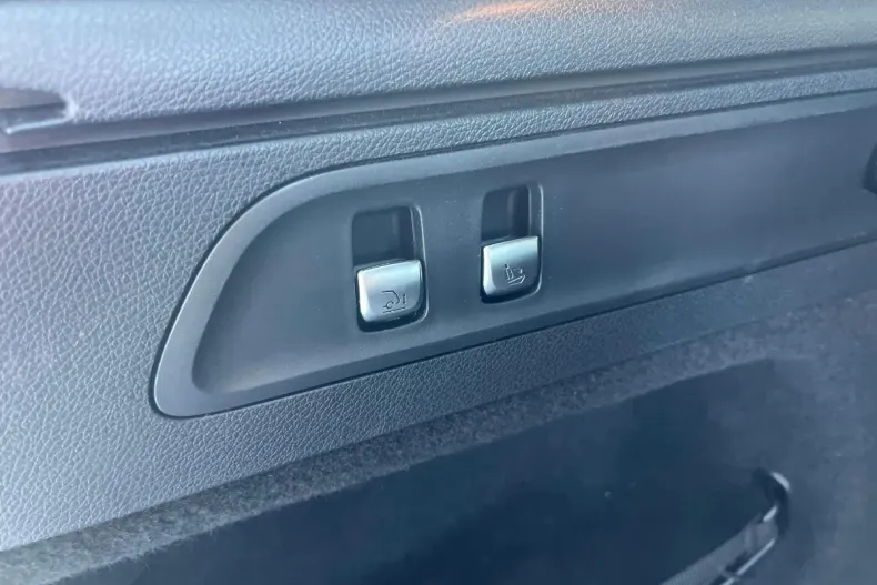 Mercedes-Benz GLC din 2022 cu 123.661 km - oferta MER154054 - foto 24