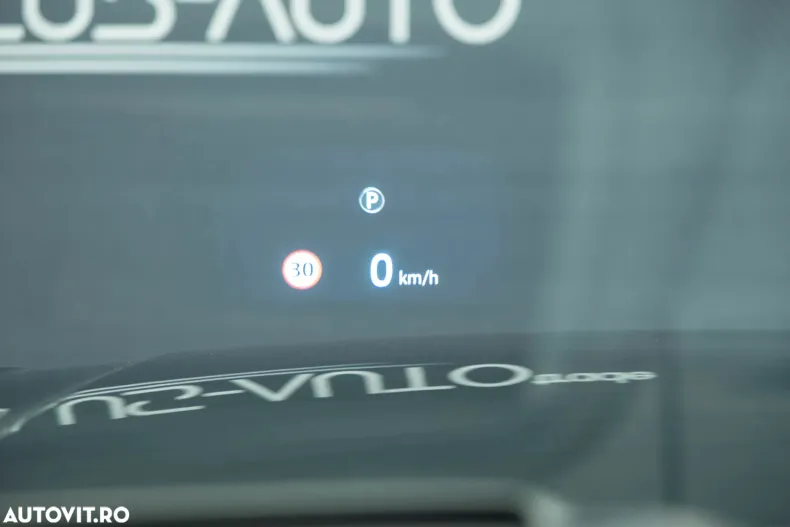 Land Rover Range Rover din 2019 cu 77.587 km - oferta LAN154058 - foto 16