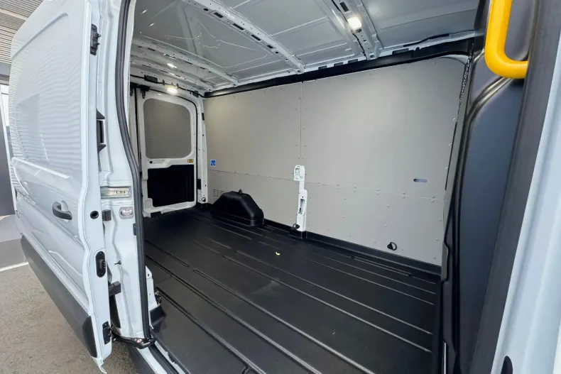 Ford Transit din 2025 cu 1 km - oferta FOR154061 - foto 14