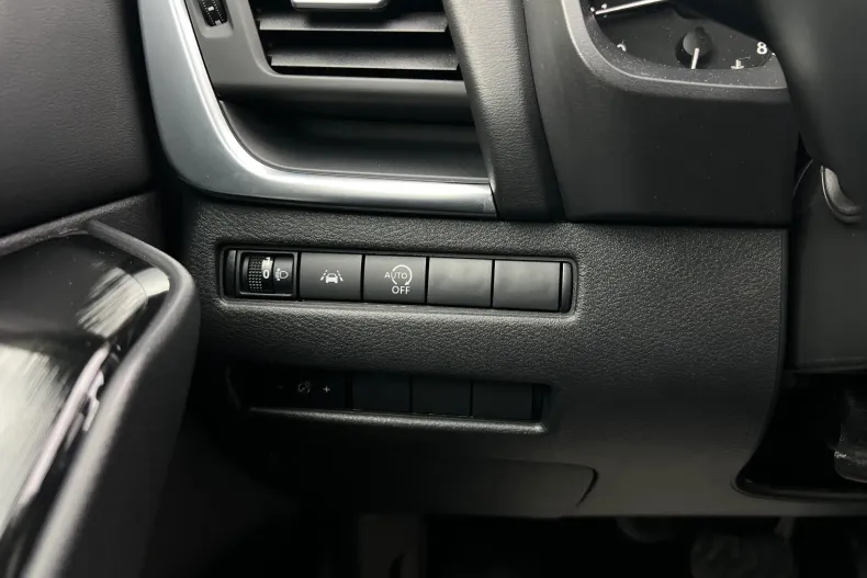 Nissan Qashqai din 2022 cu 100.000 km - oferta NIS154070 - foto 18