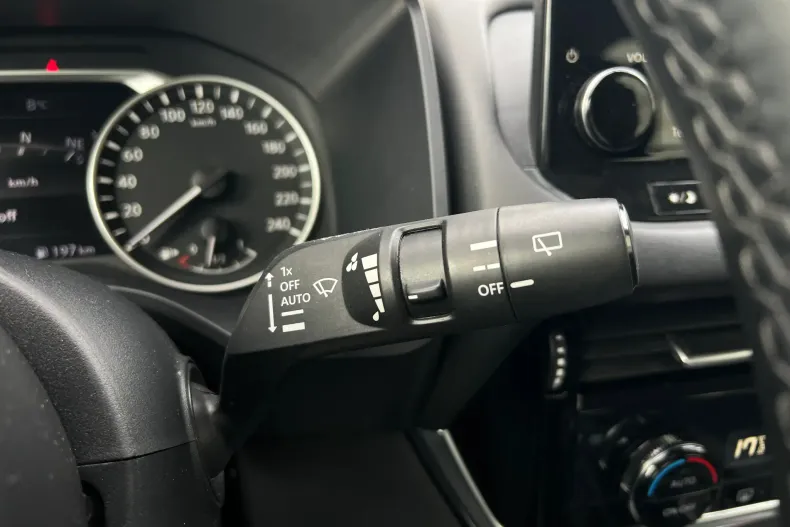 Nissan Qashqai din 2022 cu 100.000 km - oferta NIS154070 - foto 21