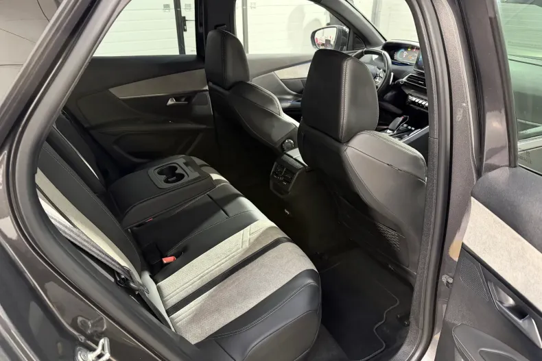 Peugeot 3008 din 2021 cu 159.000 km - oferta PEU154071 - foto 4