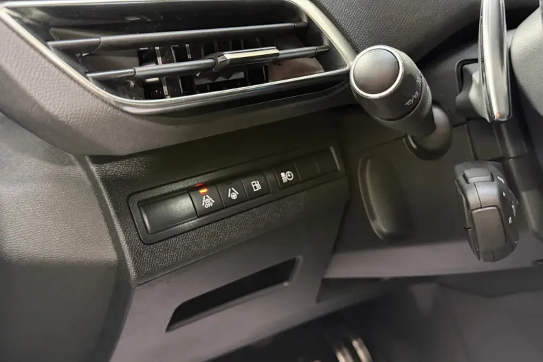 Peugeot 3008 din 2021 cu 159.000 km - oferta PEU154071 - foto 17