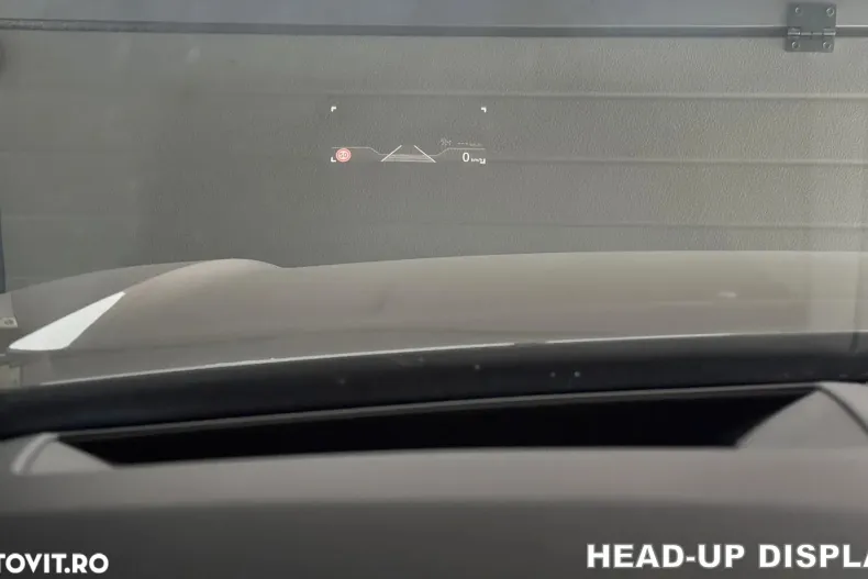 Volkswagen Touareg din 2019 cu 119.000 km - oferta VOL154076 - foto 30