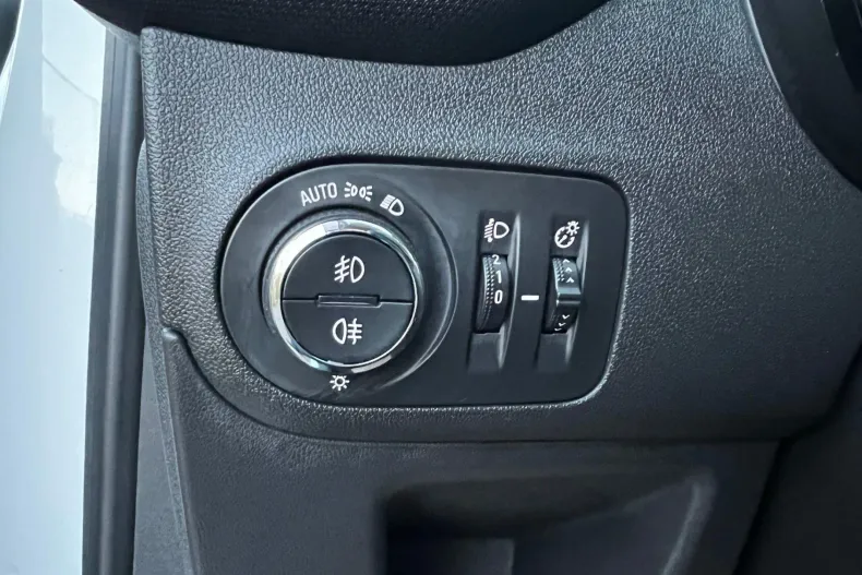 Opel Crossland din 2023 cu 62.726 km - oferta OPE154083 - foto 22