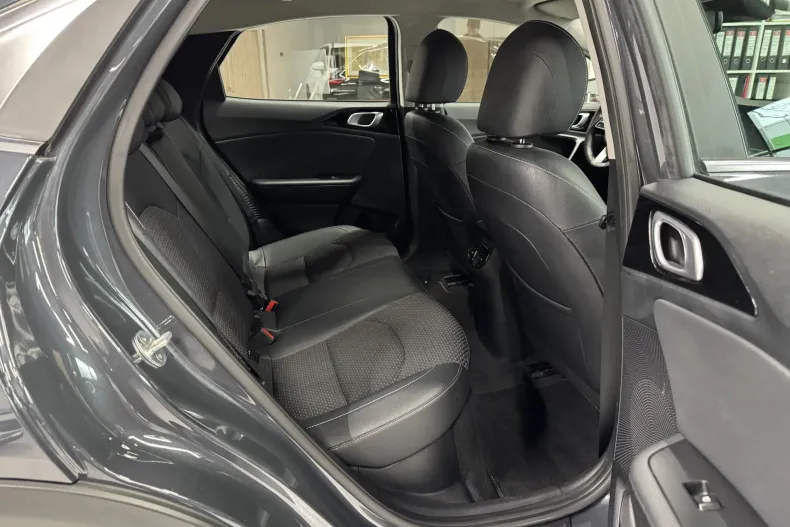 Kia XCeed din 2020 cu 38.300 km - oferta KIA154092 - foto 9