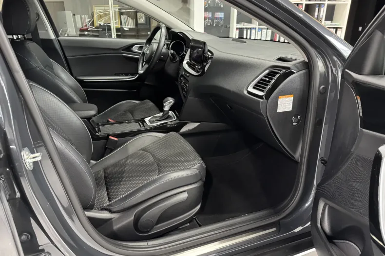 Kia XCeed din 2020 cu 38.300 km - oferta KIA154092 - foto 10