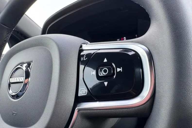 Volvo S90 din 2021 cu 58.644 km - oferta VOL154094 - foto 40