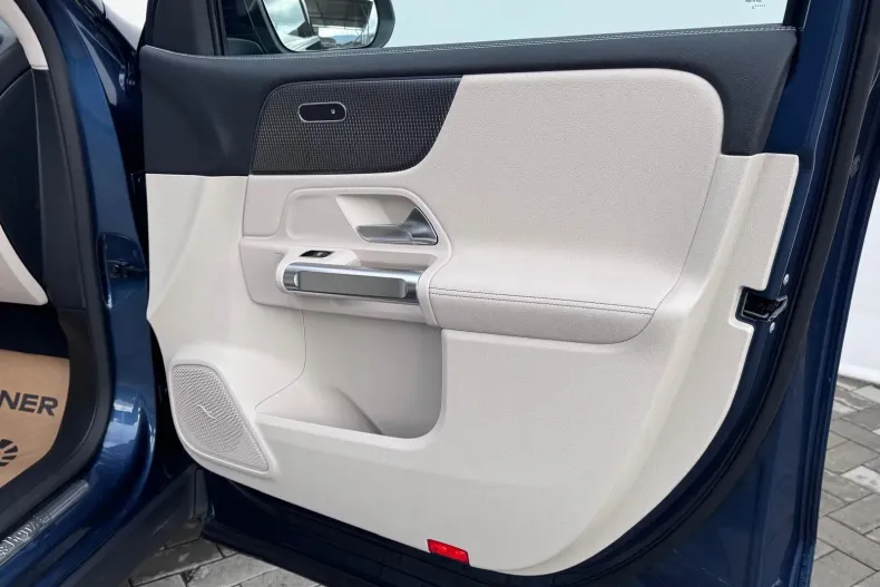 Mercedes-Benz EQB din 2022 cu 33.706 km - oferta MER154095 - foto 20