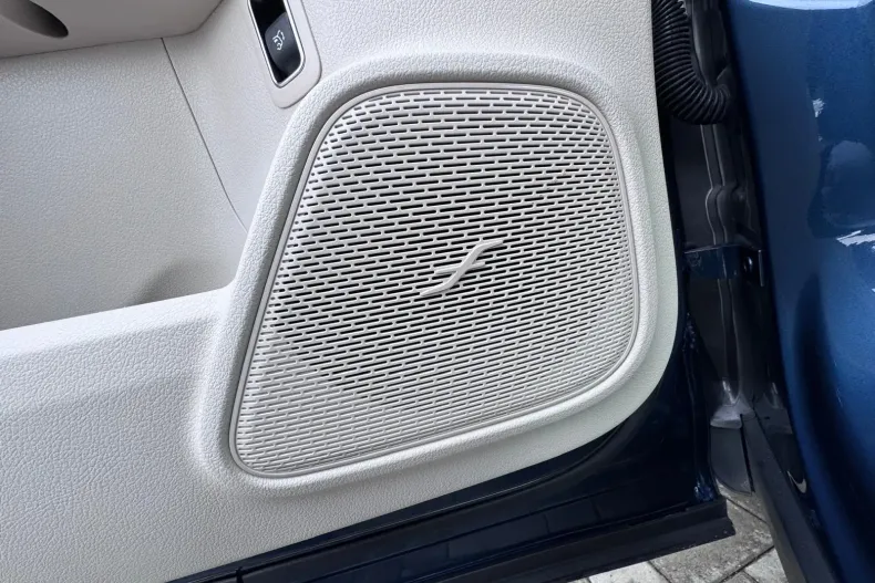 Mercedes-Benz EQB din 2022 cu 33.706 km - oferta MER154095 - foto 36