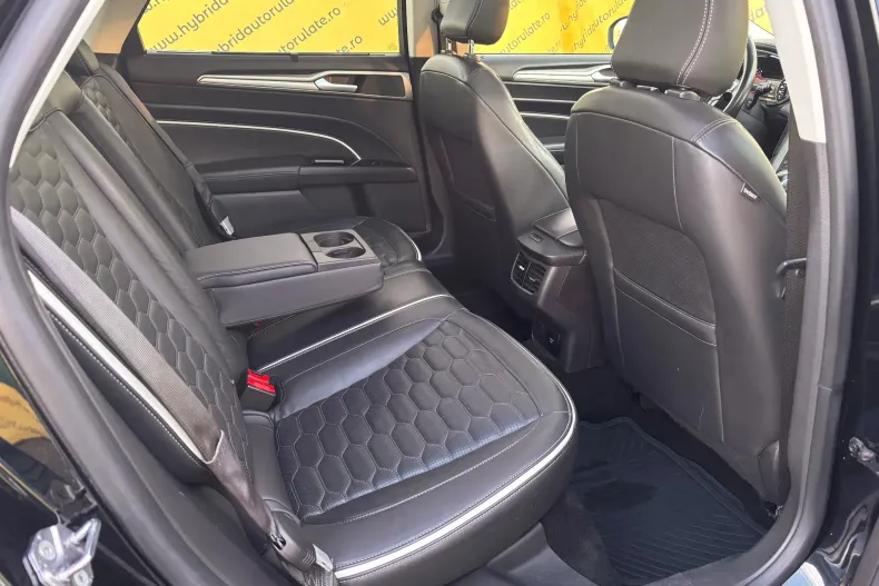 Ford Mondeo din 2019 cu 135.959 km - oferta FOR154103 - foto 38