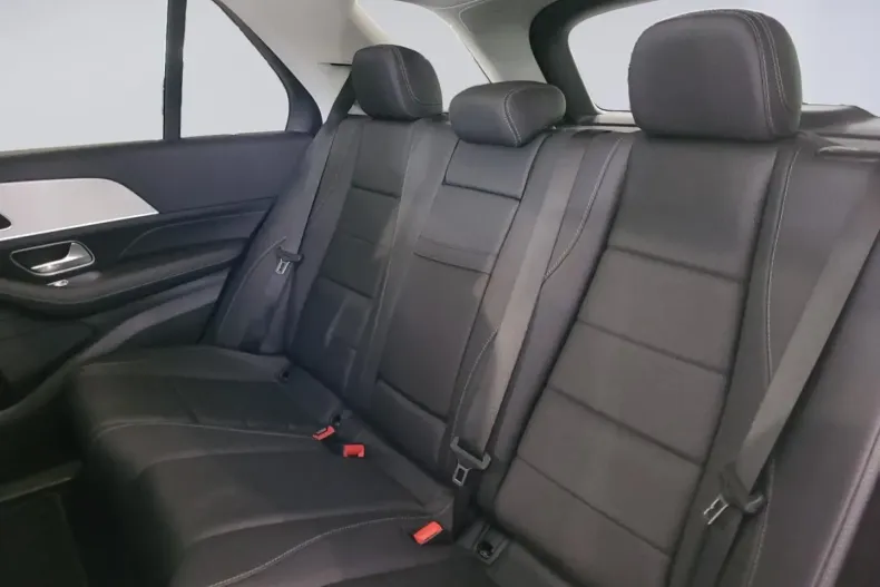 Mercedes-Benz GLE 300 din 2024 cu 20.376 km - oferta MER154107 - foto 11