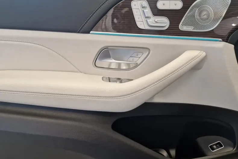 Mercedes-Benz GLE 350 din 2024 cu 20.037 km - oferta MER154108 - foto 14