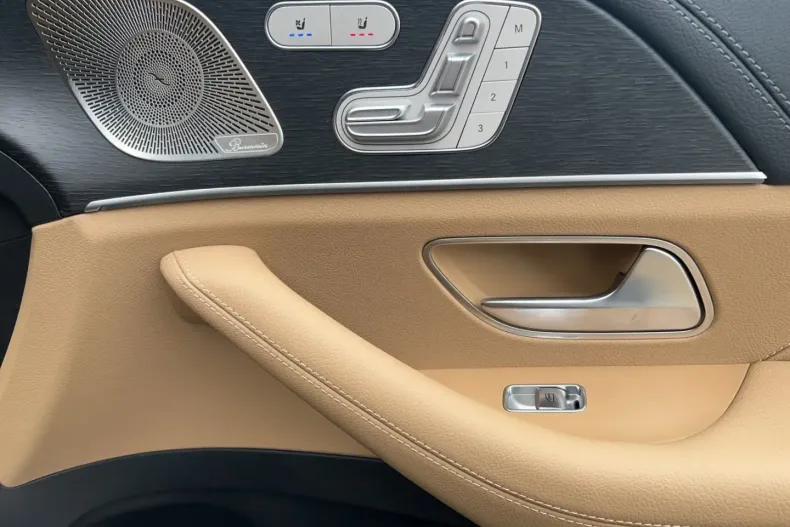 Mercedes-Benz GLE 300 din 2024 cu 25.500 km - oferta MER154110 - foto 19