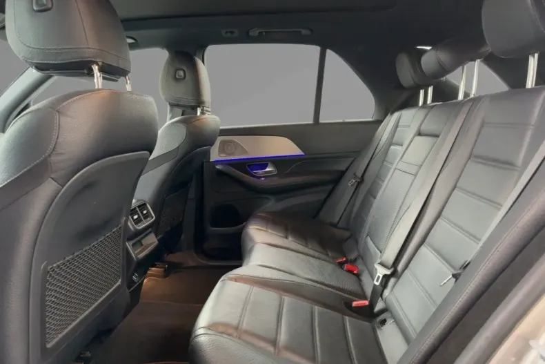 Mercedes-Benz GLE 400 din 2021 cu 70.898 km - oferta MER154114 - foto 9