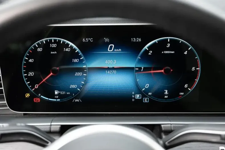 Mercedes-Benz GLE 300 din 2024 cu 14.268 km - oferta MER154115 - foto 9