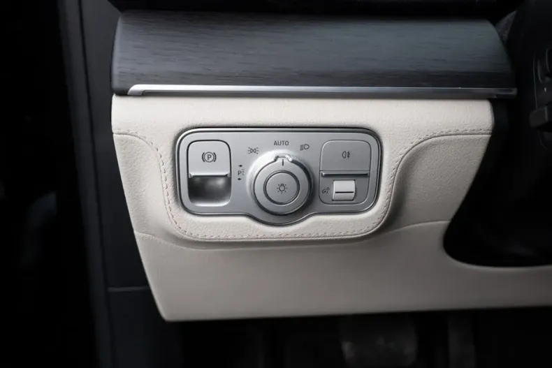 Mercedes-Benz GLE 300 din 2024 cu 14.268 km - oferta MER154115 - foto 20