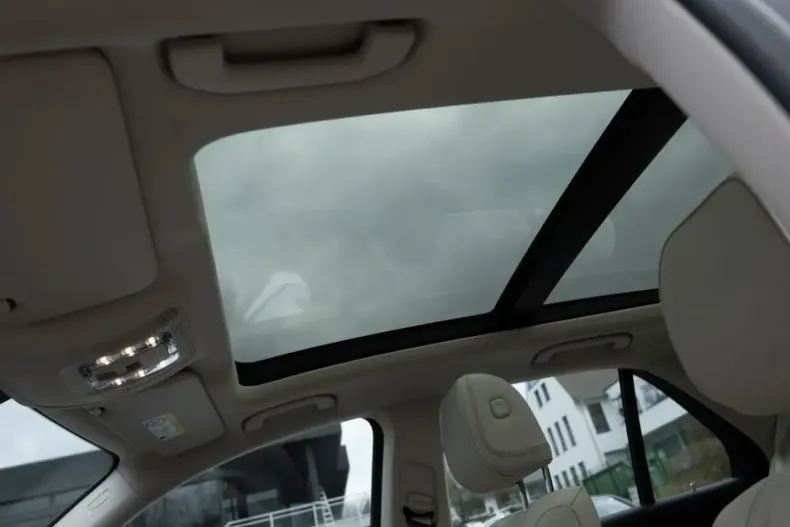 Mercedes-Benz GLE 300 din 2024 cu 14.268 km - oferta MER154115 - foto 23