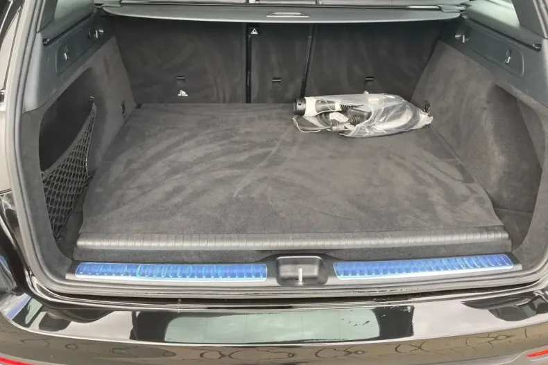 Mercedes-Benz GLC 300 din 2021 cu 76.500 km - oferta MER154116 - foto 6