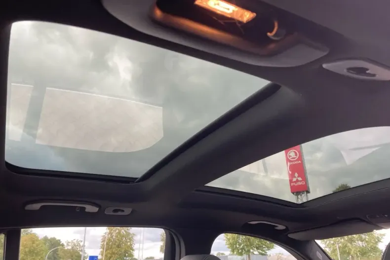 Mercedes-Benz GLC 300 din 2021 cu 76.500 km - oferta MER154116 - foto 12