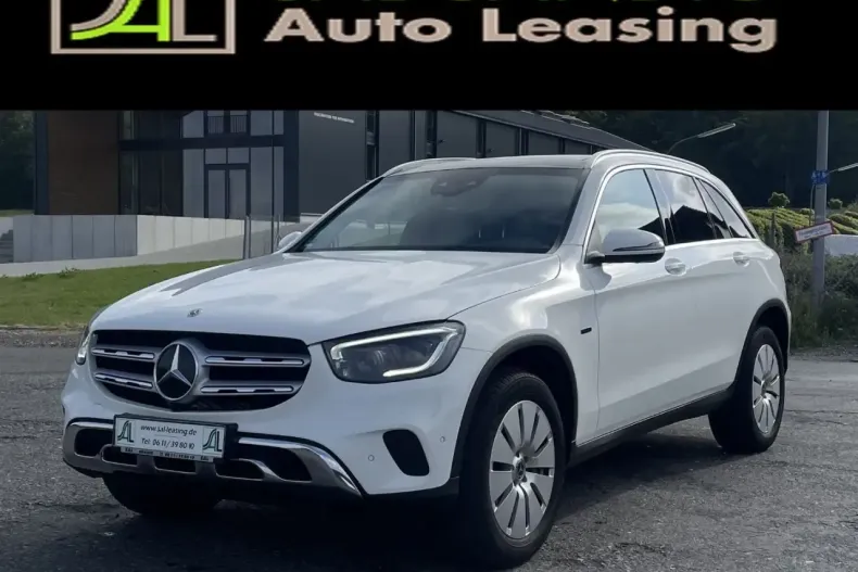 Mercedes-Benz GLC 300 din 2020 cu 99.000 km - oferta MER154117 - foto 1