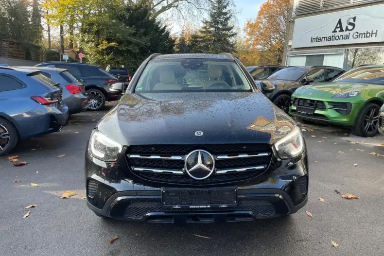 Mercedes-Benz GLC 300 din 2021 cu 91.300 km - oferta MER154118 - foto 3
