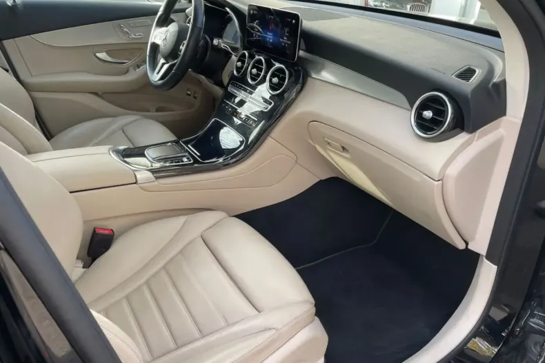 Mercedes-Benz GLC 300 din 2021 cu 91.300 km - oferta MER154118 - foto 9