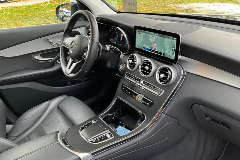 Mercedes-Benz GLC 300 din 2021 cu 113.200 km - oferta MER154119 - foto 6