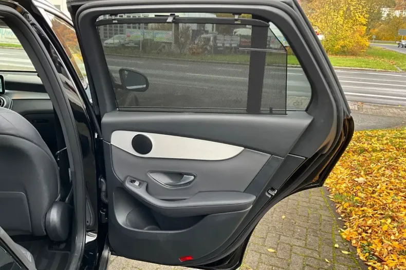 Mercedes-Benz GLC 300 din 2021 cu 113.200 km - oferta MER154119 - foto 10