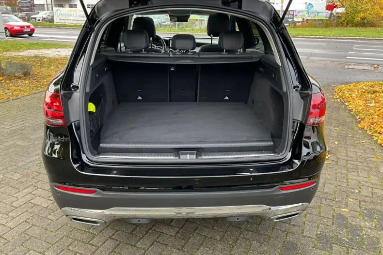 Mercedes-Benz GLC 300 din 2021 cu 113.200 km - oferta MER154119 - foto 11