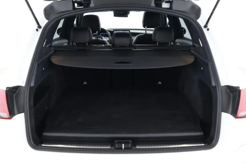 Mercedes-Benz GLC 300 din 2020 cu 88.400 km - oferta MER154120 - foto 15