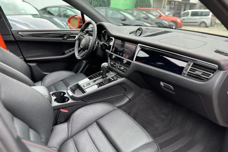 Porsche Macan din 2023 cu 20.435 km - oferta POR154122 - foto 8