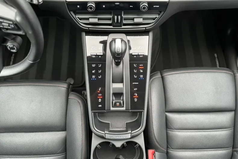 Porsche Macan din 2023 cu 20.435 km - oferta POR154122 - foto 16