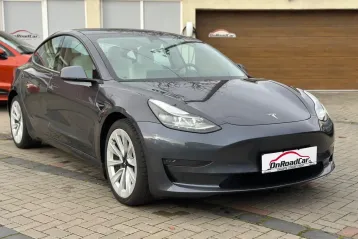 Tesla Model 3 din 2021 - oferta TES154123