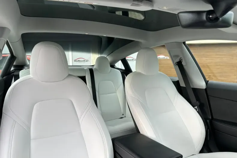 Tesla Model 3 din 2021 cu 59.495 km - oferta TES154123 - foto 3