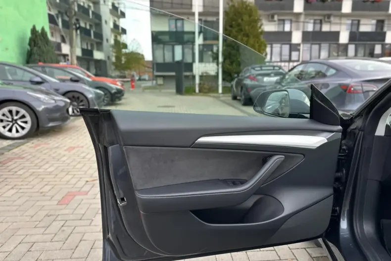 Tesla Model 3 din 2021 cu 59.495 km - oferta TES154123 - foto 20