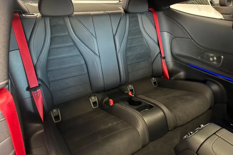 Mercedes-Benz CLE 300 din 2024 cu 19.991 km - oferta MER154125 - foto 13