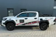 Toyota Hilux din 2025 cu 50 km - oferta TOY154127 - foto 1