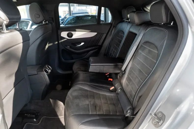 Mercedes-Benz GLC 300 din 2020 cu 70.318 km - oferta MER154130 - foto 15