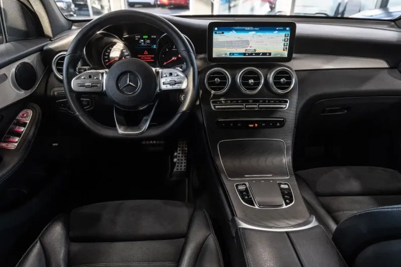 Mercedes-Benz GLC 300 din 2020 cu 70.318 km - oferta MER154130 - foto 16