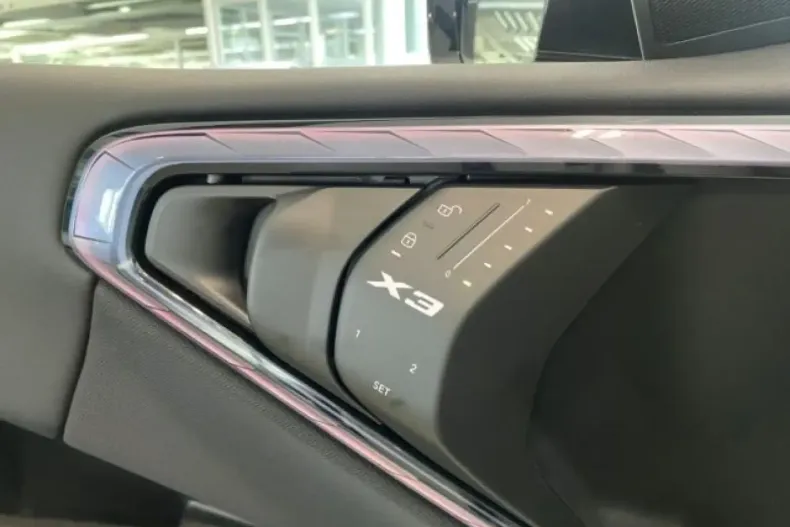 BMW X3 M50 din 2025 cu 26.169 km - oferta BMW154132 - foto 8