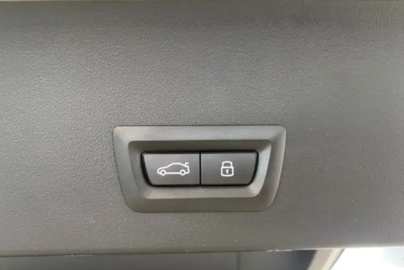 BMW X3 M50 din 2025 cu 26.169 km - oferta BMW154132 - foto 19