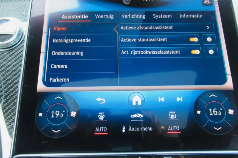 Mercedes-Benz GLC 63 AMG din 2024 cu 26.474 km - oferta MER154136 - foto 19