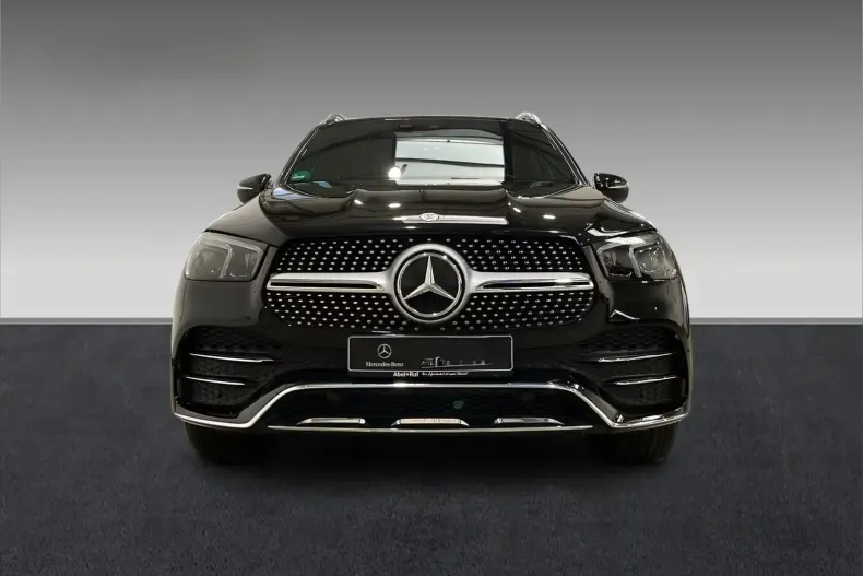 Mercedes-Benz GLE 300 din 2024 cu 10.800 km - oferta MER154139 - foto 3