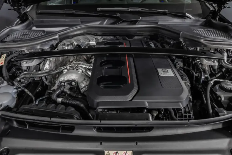 Mercedes-Benz GLC 63 AMG din 2024 cu 5.519 km - oferta MER154140 - foto 8