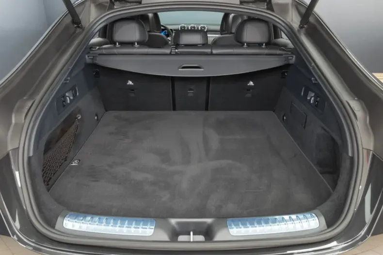 Mercedes-Benz GLC 63 AMG din 2024 cu 5.519 km - oferta MER154140 - foto 9